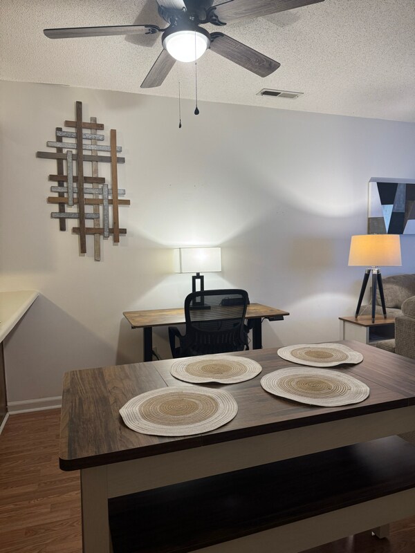 Building Photo - 2724 S 17th St