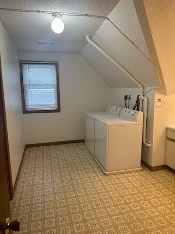 Building Photo - 17 W Boylston Dr