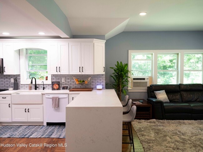 Building Photo - 159 Ketchamtown Rd