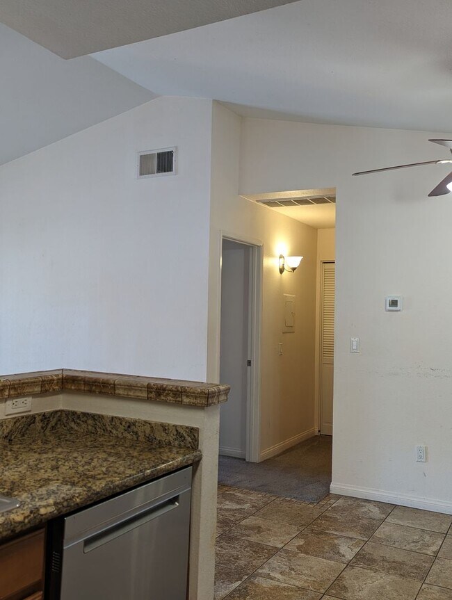 Building Photo - AMENITIES! Upstairs 1 Bed/ 1 Bath at Villl...