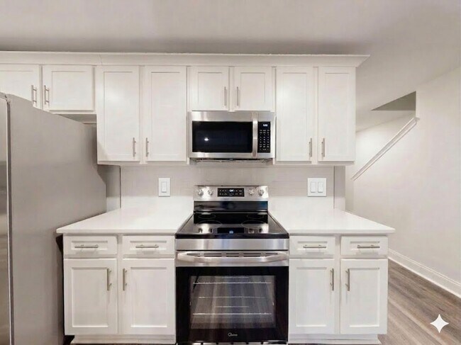 Building Photo - 235 Winding Chestnut Dr