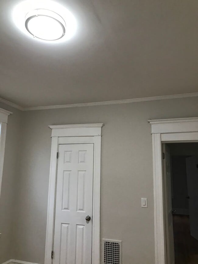 Building Photo - 41 Blake St