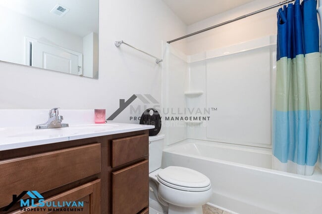 Building Photo - 4005 Lush Grove Dr