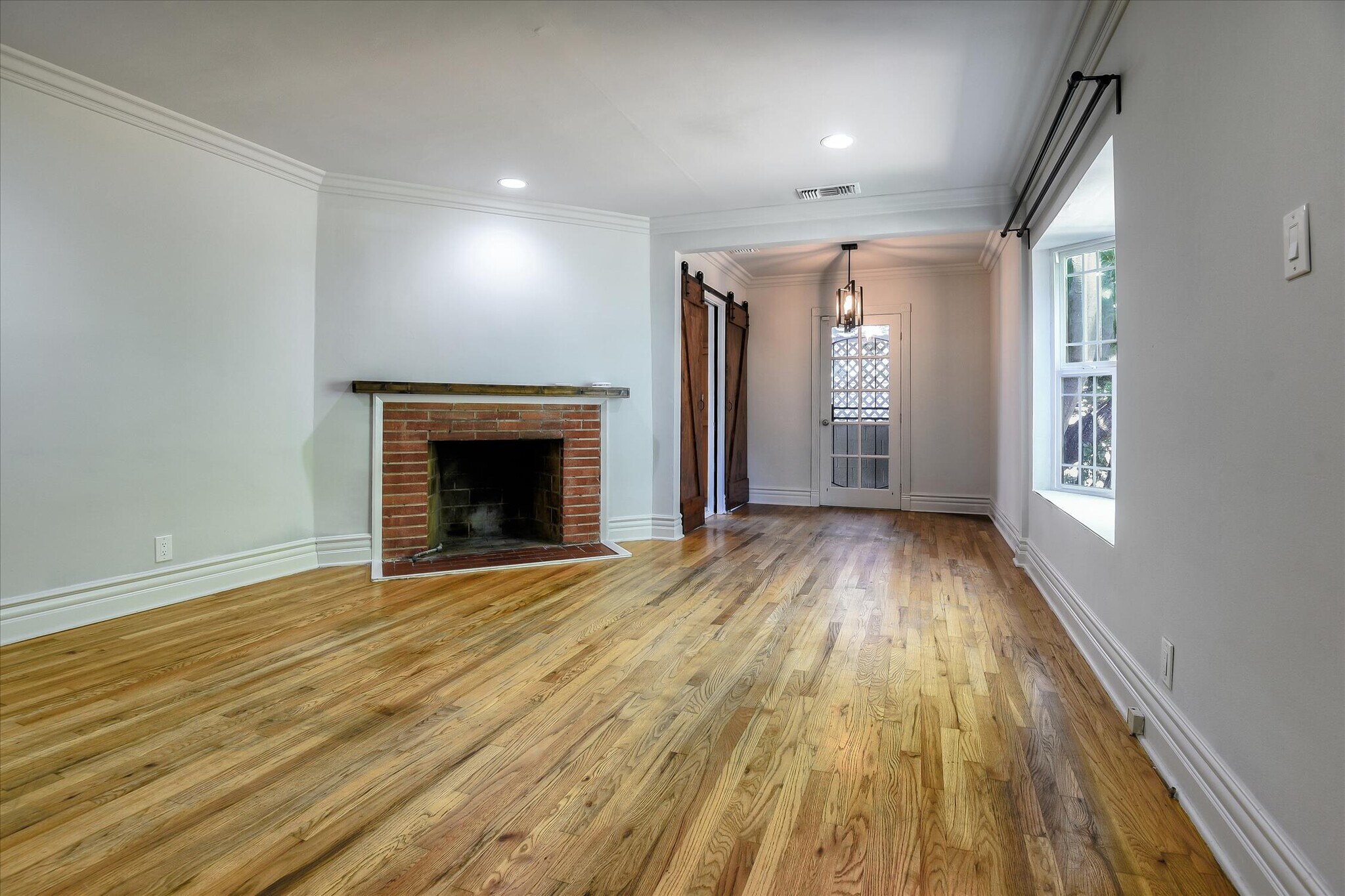 Building Photo - 11386 Tenino Ave