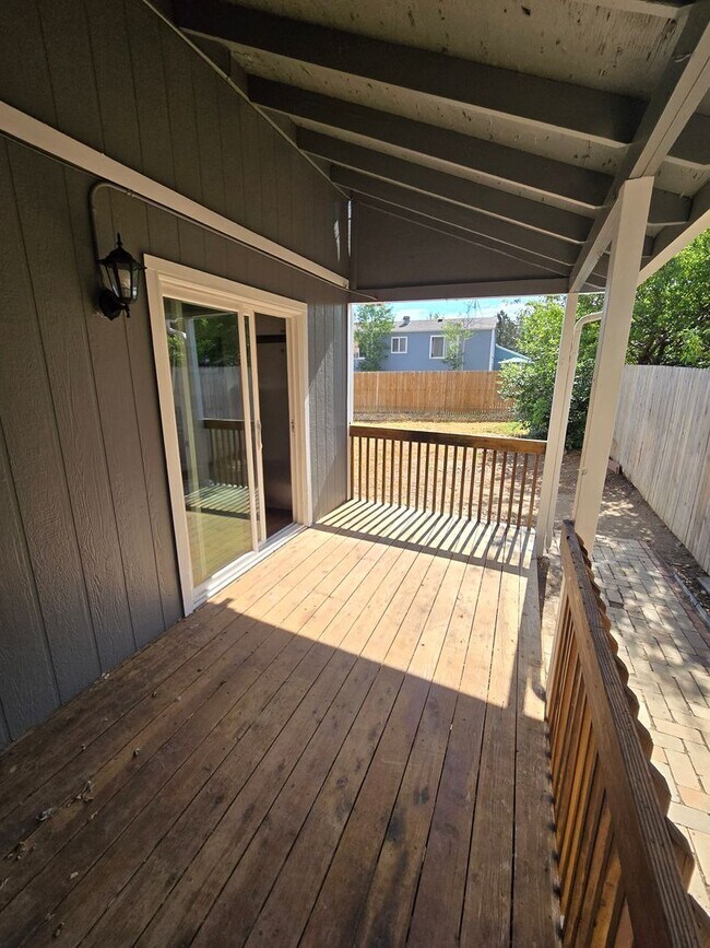 Building Photo - Remodeled Home in Thornton