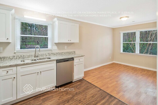 Building Photo - 7101 Thatcher Ct