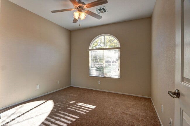 Building Photo - 11512 W Sleepy Heaven Pl