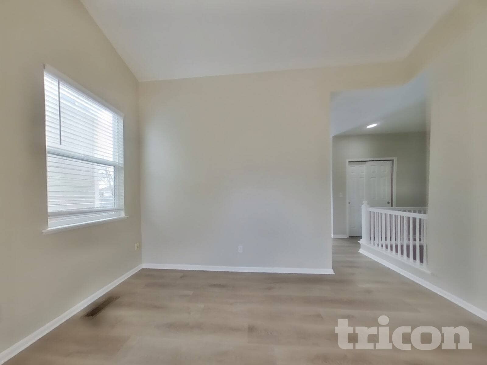 Building Photo - 565 Winebrook Way