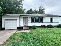 Building Photo - Charming Tulsa Home | 3 Bed | 1 Bath | $1,...