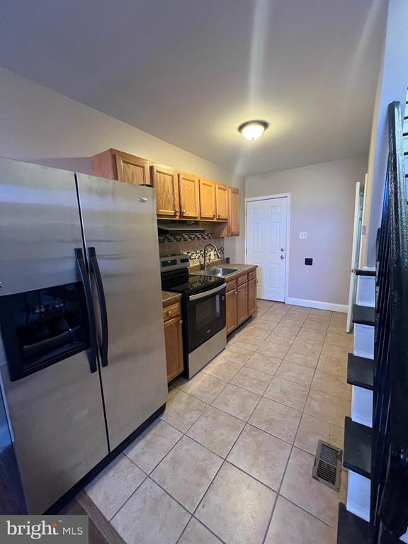 Building Photo - 2010 E Boston St