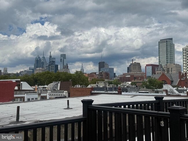 Building Photo - 500 South St