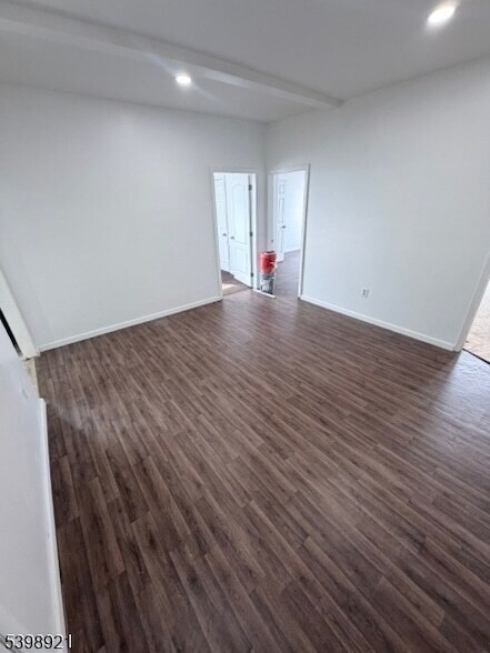 Building Photo - 1165 E State St