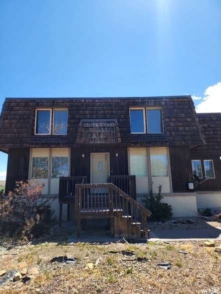 Building Photo - 474 N Fairgrounds Rd