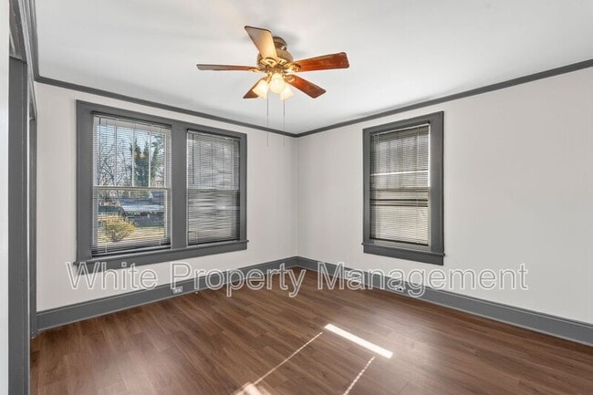 Building Photo - 401 W Ketchie St