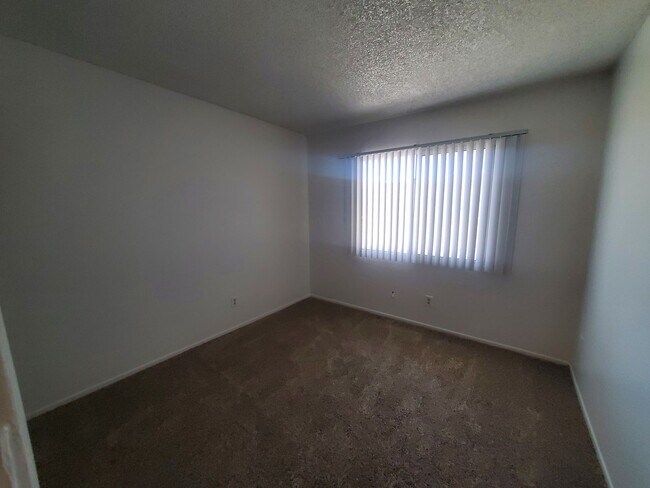 Building Photo - Cotton Center 136