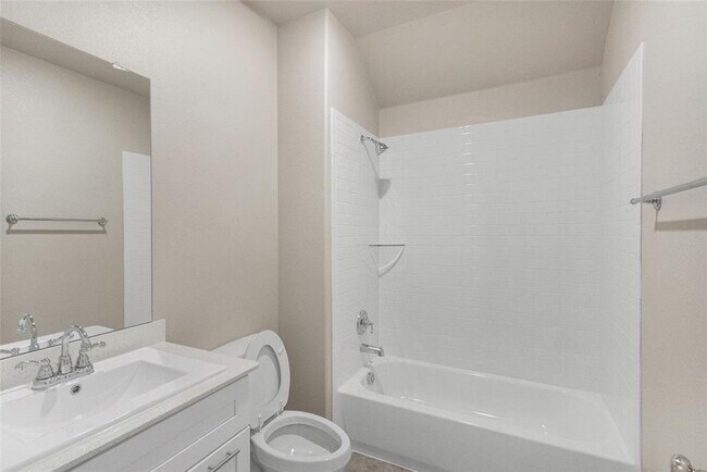 2nd bathroom - 442 Camille Xing