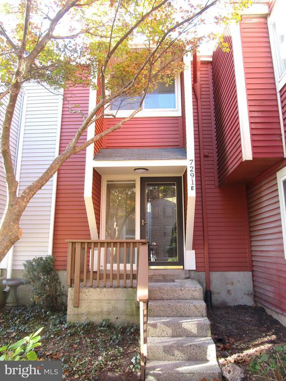 Building Photo - 7291 Coachlight Ct