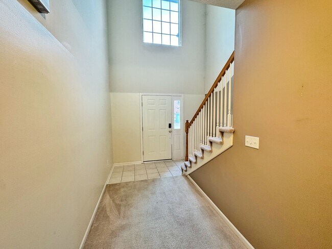 Building Photo - 1214 Dustins Way