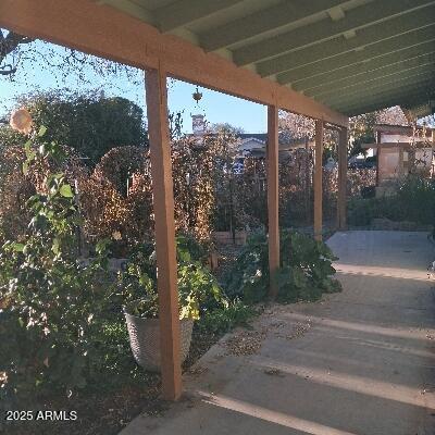 Building Photo - 4020 E Creek View Dr