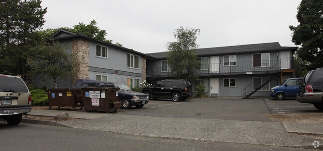 Primary Photo - Steele Street Apartments