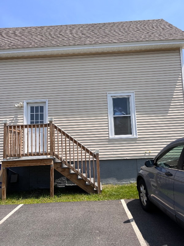 Building Photo - 408 Porter St