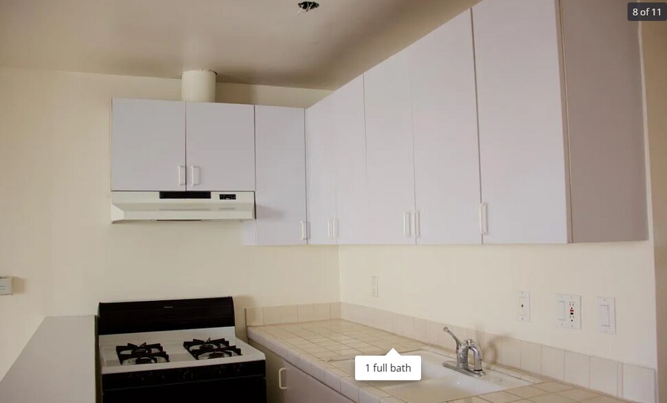 Building Photo - 2408 Florencita Ave