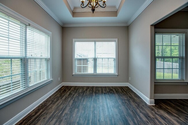 Building Photo - 2475 Tippecanoe Ridge
