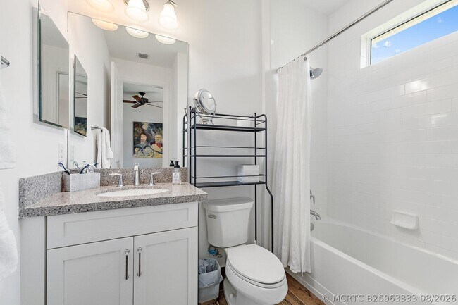 Building Photo - 518 Carrara Ct