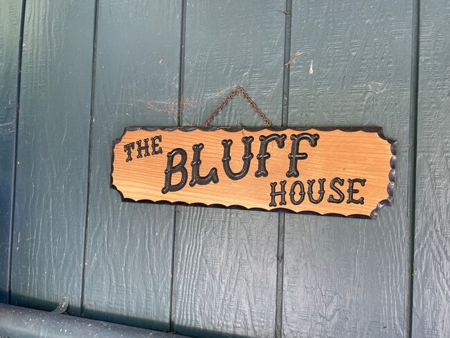 Building Photo - "The Bluff House on Admiralty Way"