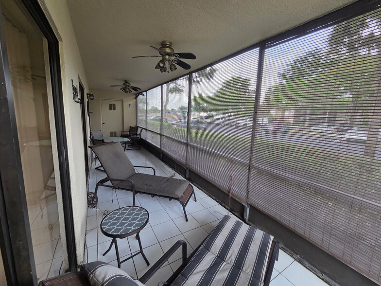 Building Photo - 135 Deer Creek Blvd