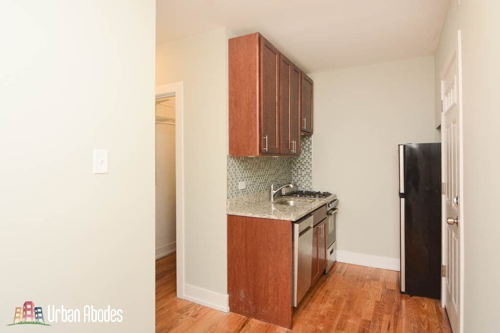 Building Photo - 2915 N Mildred Ave