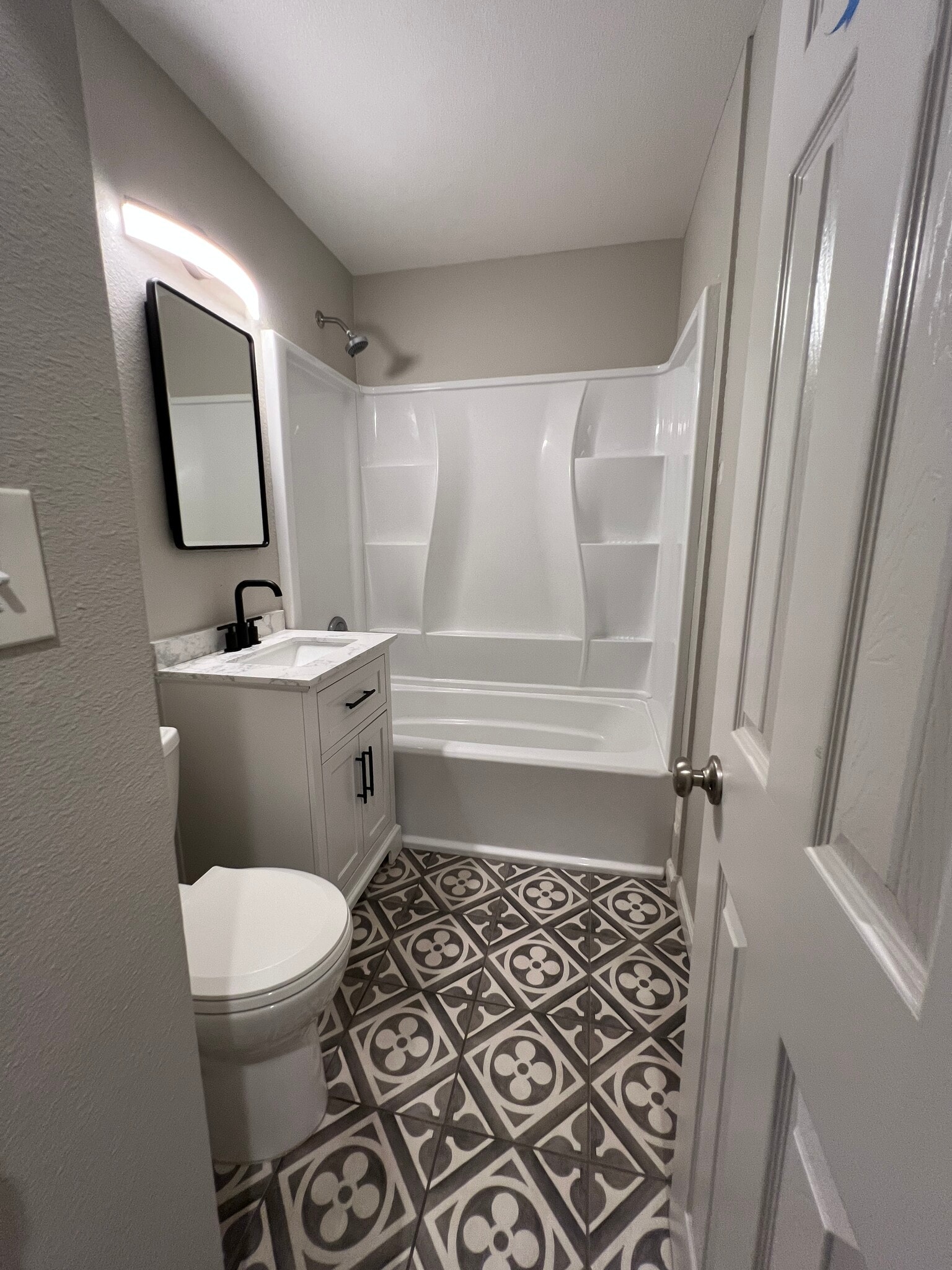 Building Photo - 7307 Ensign Ave