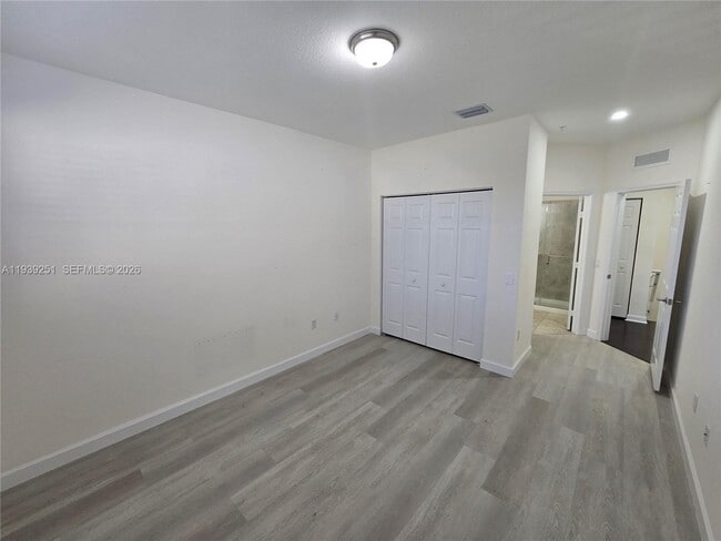 Building Photo - 260 NW 109th Ave