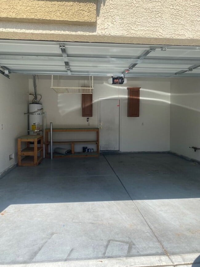 Building Photo - 8237 Apple Spice St