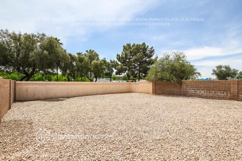 Building Photo - 14761 W Lucas Ln