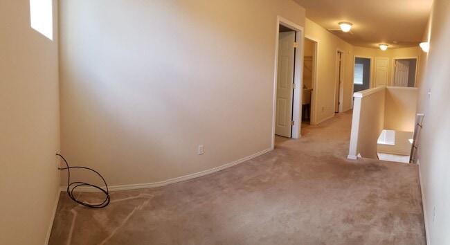 Building Photo - 413 Roger Smith Dr