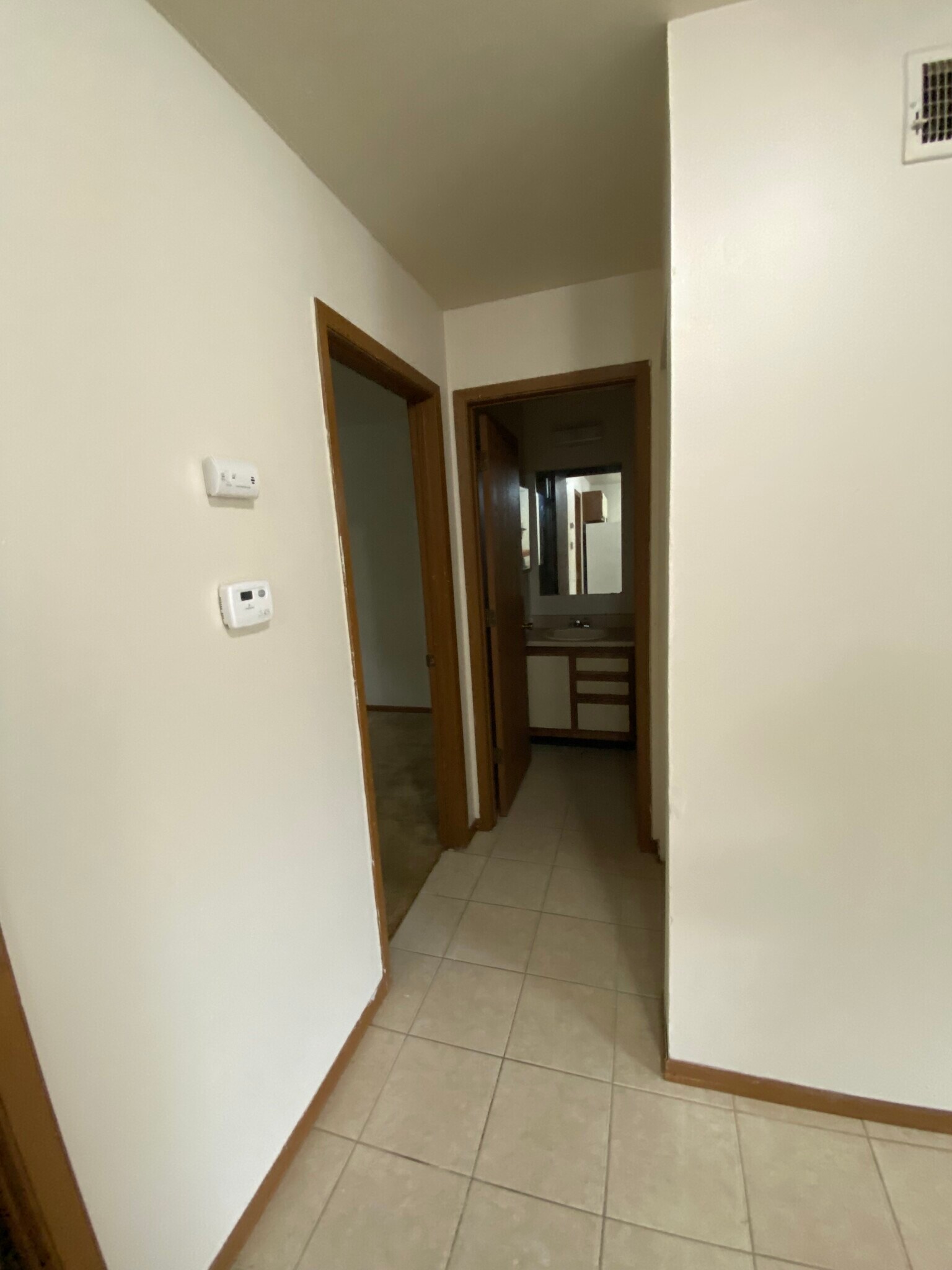 Building Photo - 128 Sandstone Ct