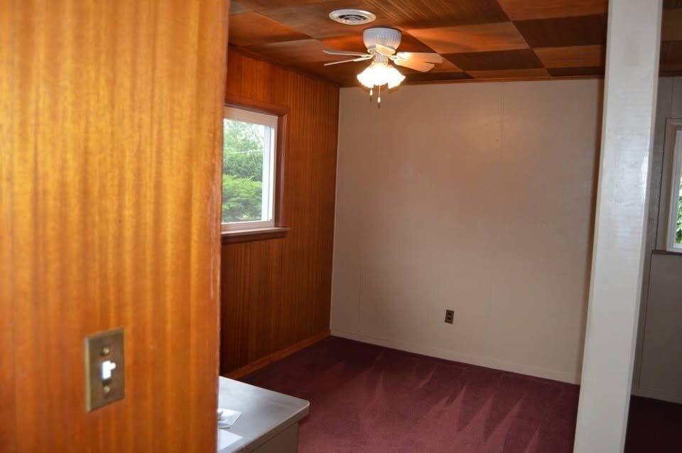 Building Photo - 4826 W Old Lincoln Way