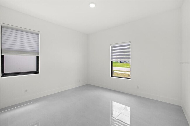 Building Photo - 6337 Chorus Dr