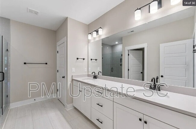 Building Photo - 309 Breakwater Ln