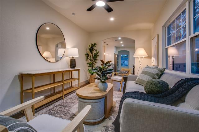 Building Photo - 1122 Wilbur St