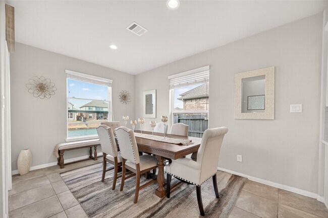 Building Photo - 3723 Lake Varano Cir