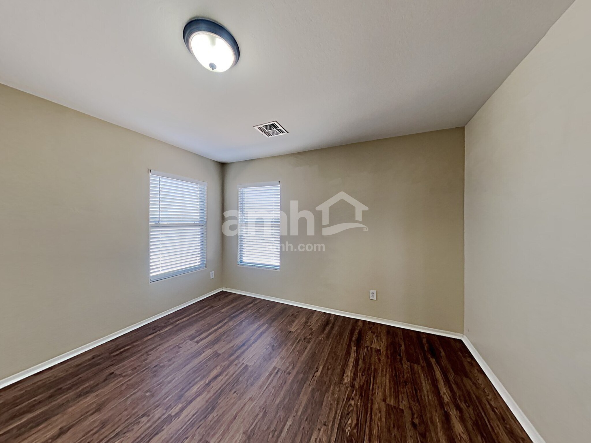 Building Photo - 1517 S 115th Dr