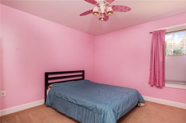 Building Photo - 126 St Andrews Dr