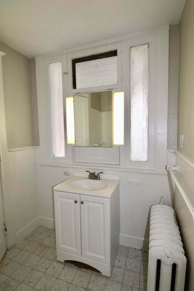 Building Photo - 2333 N 3rd St