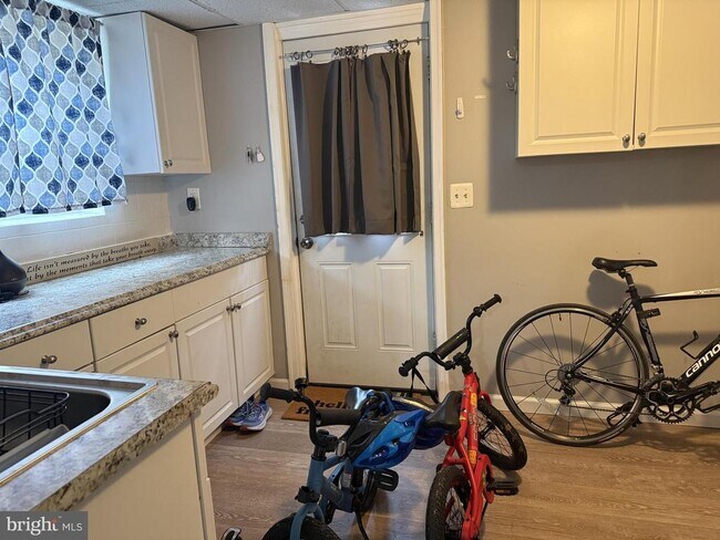 Building Photo - 308 Clagett Dr