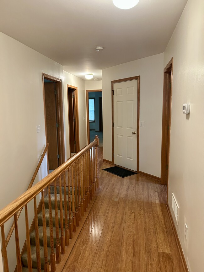 Building Photo - 6516 Shore Ln