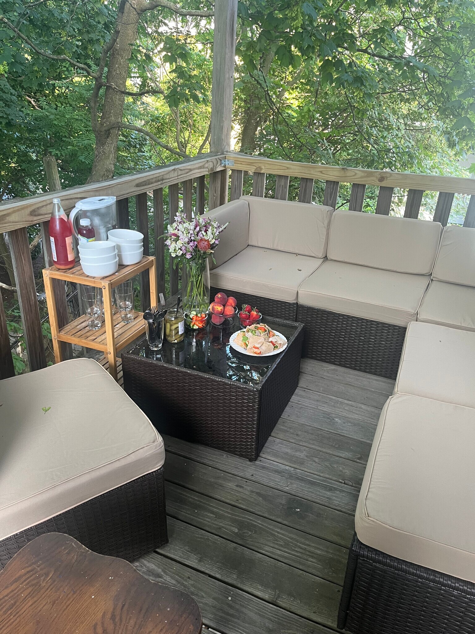 Building Photo - 2 Phillips St