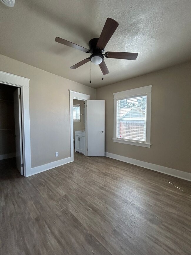 Building Photo - 2 Bed/1 Bath Home Near Downtown Lodi