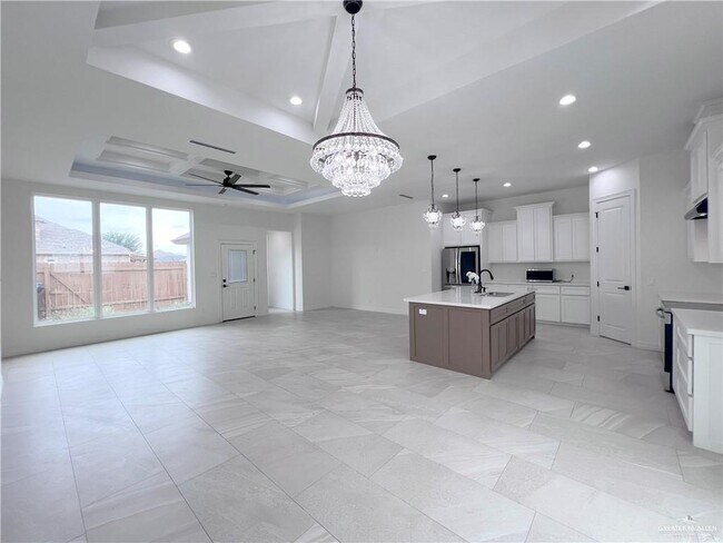 Building Photo - 27 E Tassajara St